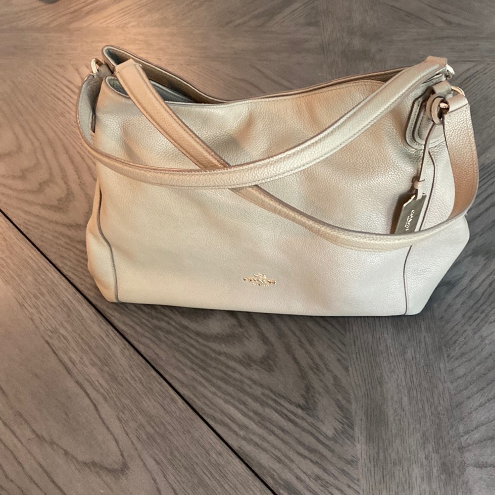 Coach shoulder/handbag pebble leather